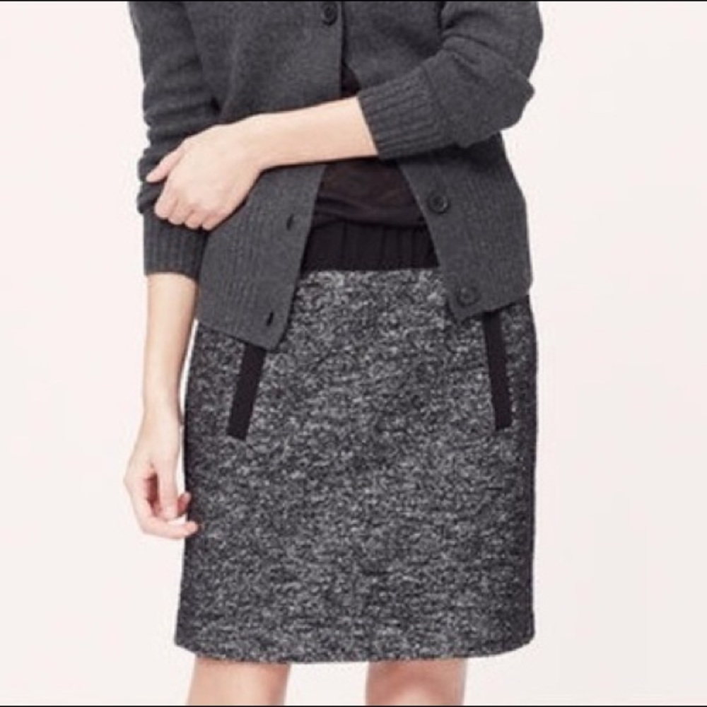 Tweed skirt